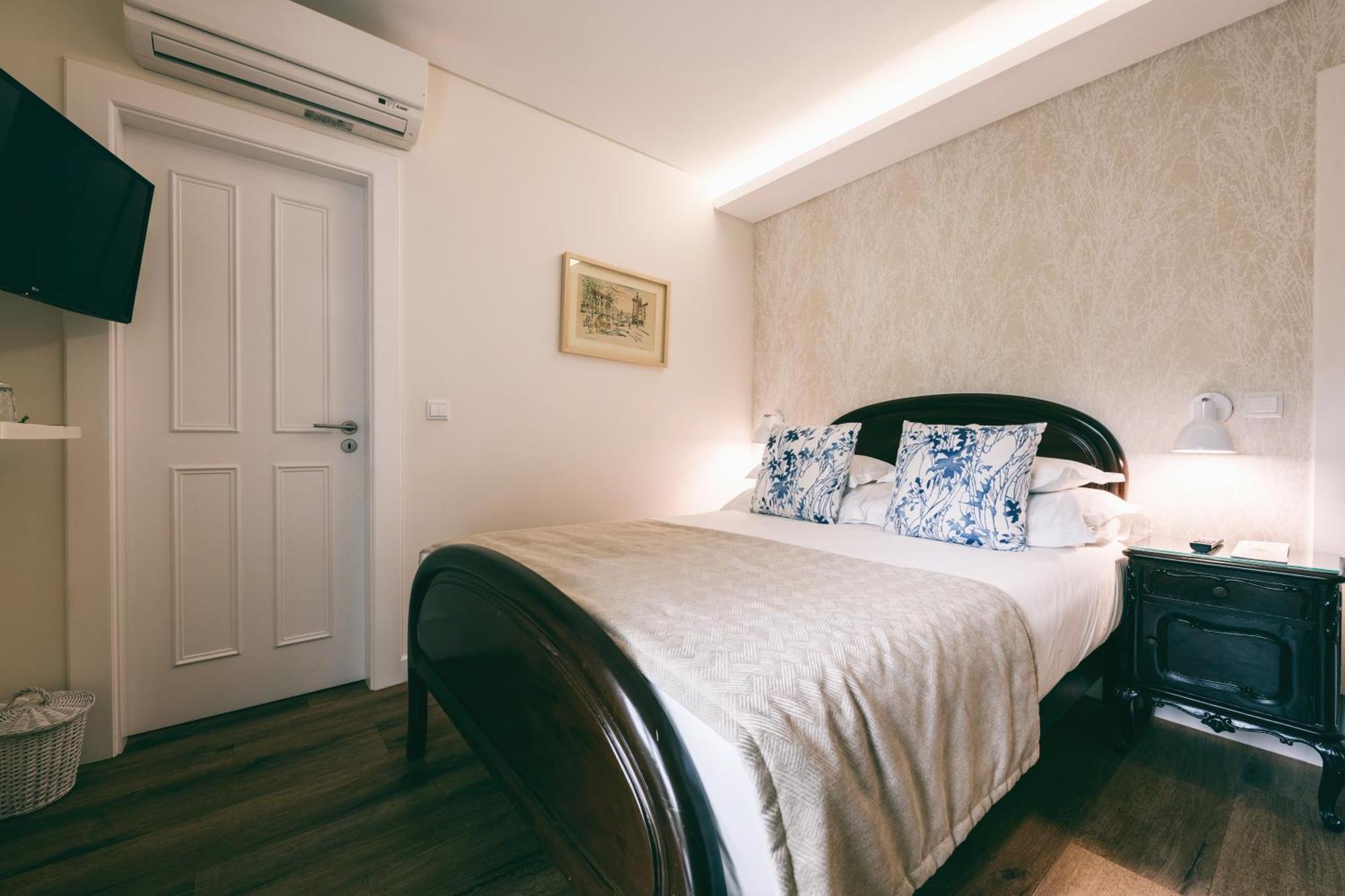 カマラ・デ・ロボス Quinta Da Saraivaヴィラ 部屋 写真